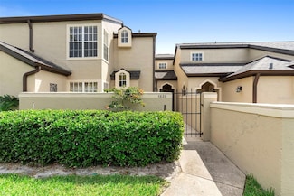 1529 Farrindon Cir, Heathrow, FL 32746