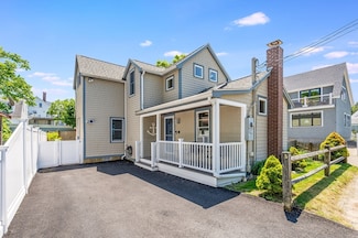 5 White Way, Rockport, MA 01966
