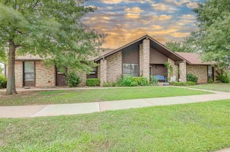 1212 SW 105th St, Oklahoma City, OK 73170