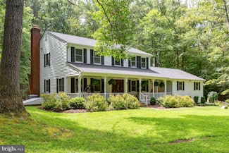 10201 Jaydee Blvd, Fairfax Station, VA 22039