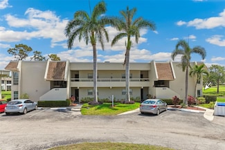 7193 W Country Club Dr N Unit 137, Sarasota, FL 34243