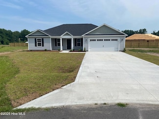 3052 Condor Ct, Deep Run, NC 28525