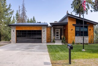 8886 N Clarkview Place, Hayden, ID 83835