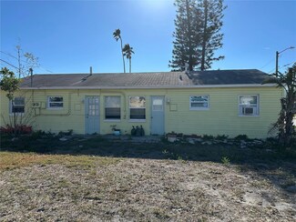 197 148th Ave E, Madeira Beach, FL 33708