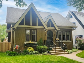 2354 N 57th St, Milwaukee, WI 53210