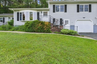 199 Cross Ave, Saint Johnsbury, VT 05819