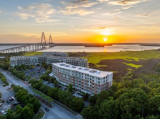 155 Wingo Way Unit 426, Mount Pleasant, SC 29464