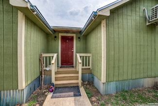 297 Chaparral Dr, Bandera, TX 78003