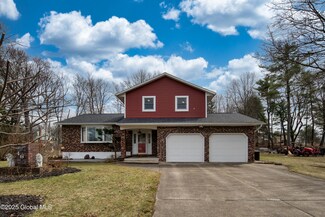 46 Wiltshire Way, Schenectady, NY 12309