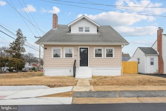 327 W Summit Ave, Wilmington, DE 19804