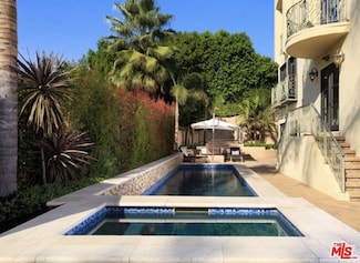 3110 Benedict Canyon Dr, Beverly Hills, CA 90210