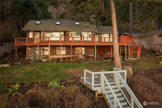 2744 N Nugent Rd, Lummi Island, WA 98262