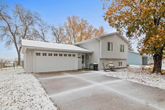 10700 Lancaster Ln N, Maple Grove, MN 55369