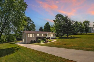 1201 Prospect Rd, Evans City, PA 16033