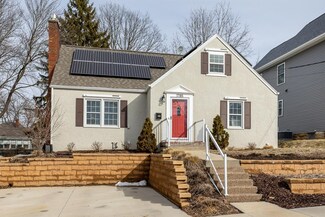 1785 Hale St, Dubuque, IA 52001