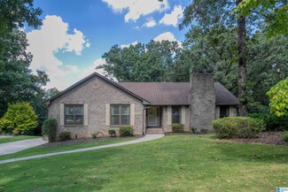 2508 Brookwater Cir, Vestavia Hills, AL 35243