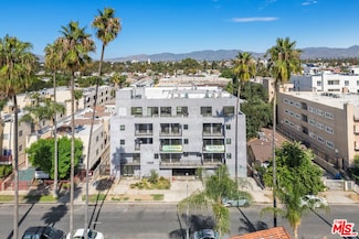 14631 Erwin St, Van Nuys, CA 91411