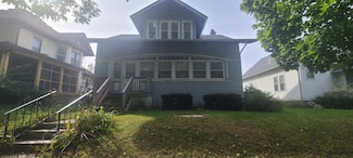 218 E Williams St, Postville, IA 52162