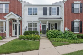 310 S Fieldstone Ct, Round Lake Beach, IL 60073