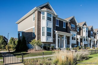 4326 Monroe Ave, Naperville, IL 60564