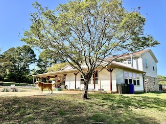1309 Shannon Dr, Cleburne, TX 76031