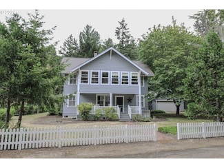 22441 N Umpqua Hwy, Glide, OR 97443
