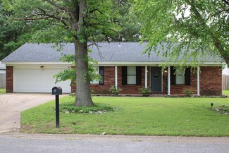 379 Park Dr, Marion, AR 72364