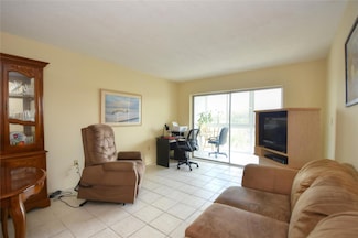 8325 Sunrise Lakes Blvd Unit 306, Sunrise, FL 33322