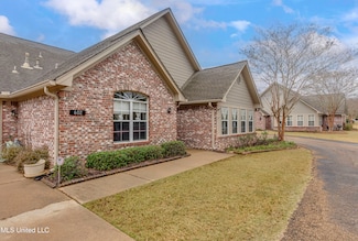 602 Charmant Place, Ridgeland, MS 39157