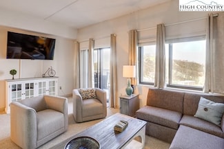 303 Sugar Top Dr Unit 2107, Sugar Mountain, NC 28604
