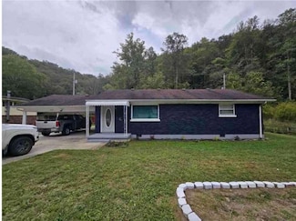 3919 Kentucky 40, Meally, KY 41234