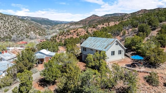 51 Mission St, Jemez Springs, NM 87025