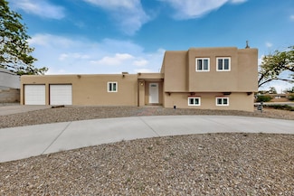 810 San Juan de Rio Dr SE, Rio Rancho, NM 87124