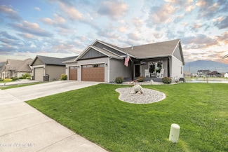 14441 N Pristine Cir, Rathdrum, ID 83858