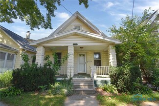 2453 Caledonia St, Toledo, OH 43605