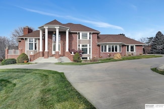 5200 Trotter Rd, Lincoln, NE 68516