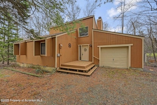 300 Lake Rd, Tobyhanna, PA 18466