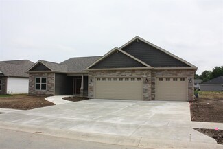 2018 Maple Leaf Dr, Kokomo, IN 46902