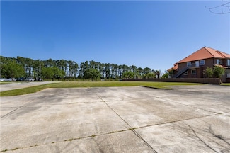 680 Oak Harbor Blvd, Slidell, LA 70458