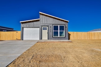 2157 Langford Ave, Lubbock, TX 79407