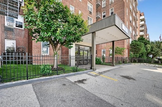 355 Bronx River Rd Unit 4B, Yonkers, NY 10704