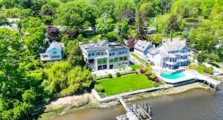 5050 Main St, Stratford, CT 06614