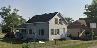 611 W 9th St, Michigan City, IN 46360