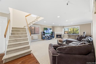 50 Dekalb Ave Unit E6, White Plains, NY 10605