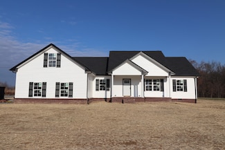 383 Old Coleytown Ln, Lafayette, TN 37083