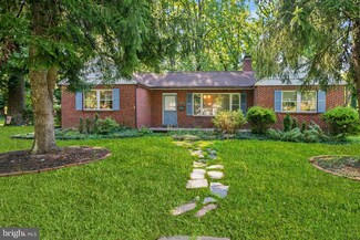 145 Park Dr, Cherry Hill, NJ 08002