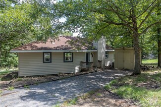 18 Brookshire Ln, Camdenton, MO 65020
