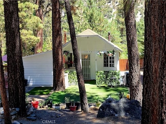 1494 Laura St, Wrightwood, CA 92397