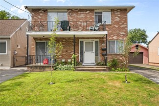 405 Garfield Ave, East Rochester, NY 14445