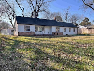 608 N Oakland Ave, Carbondale, IL 62901